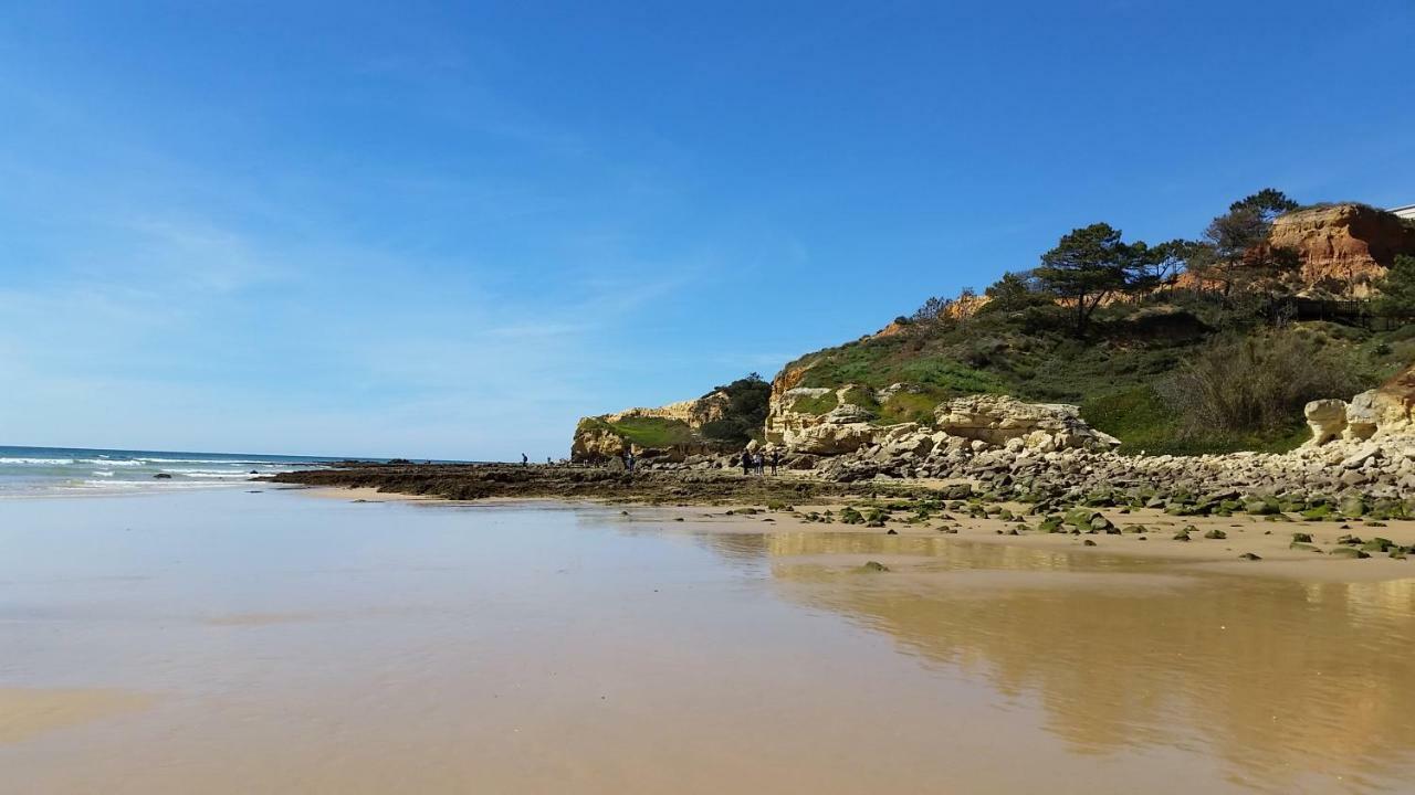 Vista Das Ondas Olhos De Agua Albufeira Esterno foto